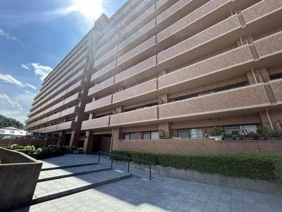 Renovated 3LDK Apartment in Shimonoseki, Yamaguchi - Thumbnail 2