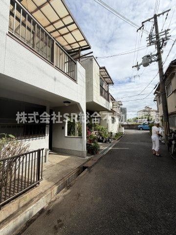 3DK House for Sale in Higashiosaka, Osaka - 52.2 sqm - Thumbnail 2