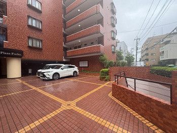 3LDK Used Apartment for Sale in Fuchu, Tokyo - Thumbnail 3
