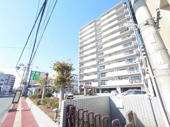4LDK Apartment for Sale in Higashi Ward, Kumamoto City – 76.32sqm - Thumbnail 2