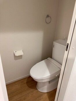 Modern 3LDK House in Kawaguchi with Built-in Garage - Thumbnail 2