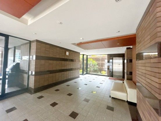 Renovated 3LDK Apartment for Sale in Nagasaki City - Thumbnail 3
