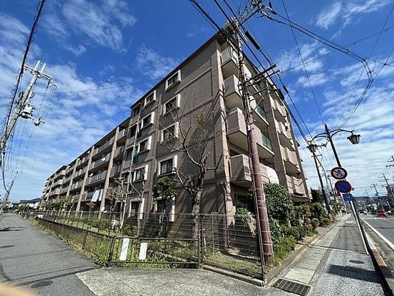 3LDK Apartment for Sale in Omi Hachiman, Shiga - Thumbnail 2