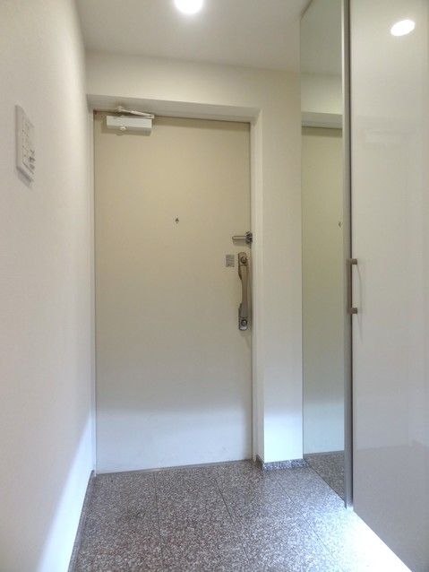 2LDK Apartment for Sale in Yonago, Tottori with Mt. Daisen Views - Thumbnail 4