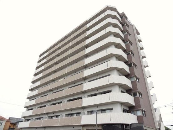 2LDK Apartment for Sale in Yonago, Tottori with Mt. Daisen Views - Thumbnail 2