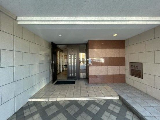 Renovated 2LDK Apartment for Sale in Kanazawa, Ishikawa - Thumbnail 3