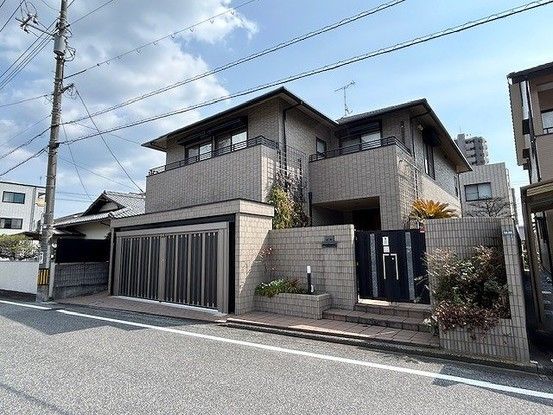 3LDK Detached House in Iwakuni, Yamaguchi - 282.37 sqm - Thumbnail 4
