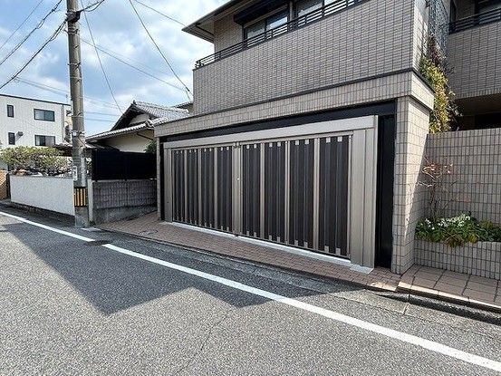 3LDK Detached House in Iwakuni, Yamaguchi - 282.37 sqm - Thumbnail 2