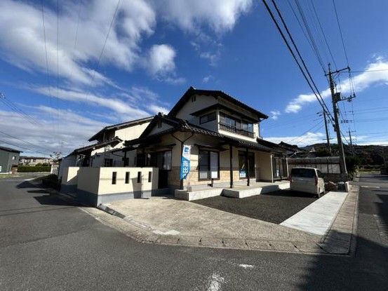 Renovated 4LDK House in Izumo, Shimane - 115.8m2 - Thumbnail 2