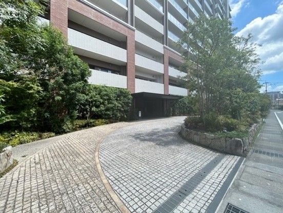 4LDK Apartment for Sale in MJR The Garden Kagoshima Central - Thumbnail 2