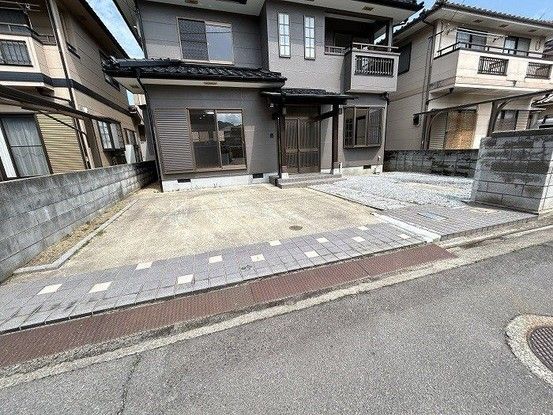 Renovated 4LDK House in Takamatsu, Kagawa Prefecture - Thumbnail 3