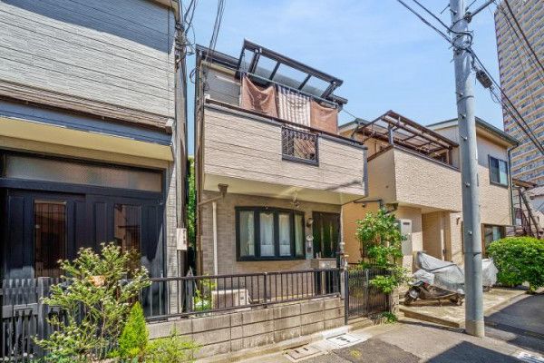 Resale 3LDK House in Nishisugamo, Toshima-ku, Tokyo - Thumbnail 2