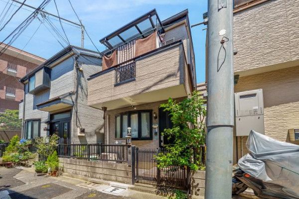 Resale 3LDK House in Nishisugamo, Toshima-ku, Tokyo - Thumbnail 3