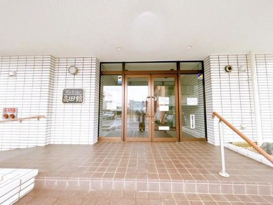 Renovated 2SLDK Apartment for Sale Near Takada Station, Joetsu - Thumbnail 2