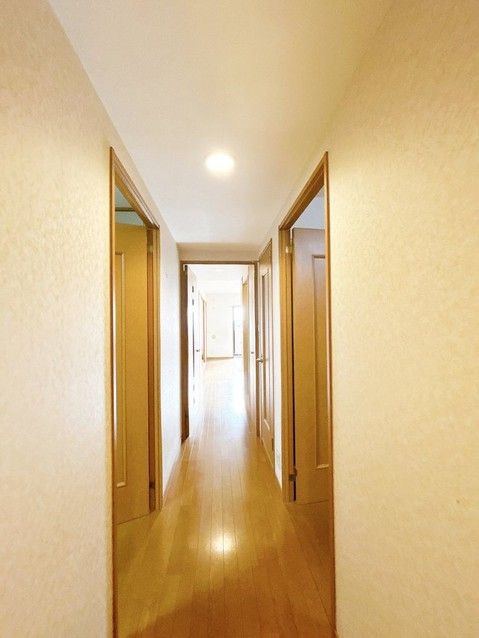 Renovated 3LDK Apartment for Sale in Chiba City, Wakaba Ward - Thumbnail 2