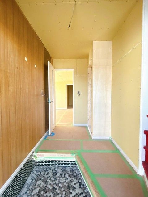 Renovated 4LDK House in Obihiro with 228 sqm Land - Thumbnail 2