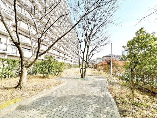 Renovated 3LDK Apartment in Niigata City's Nishi Ward - Thumbnail 4