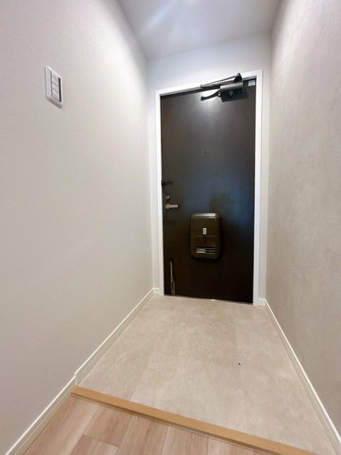 Renovated 2LDK Apartment in Kobe, Hyogo - Thumbnail 4