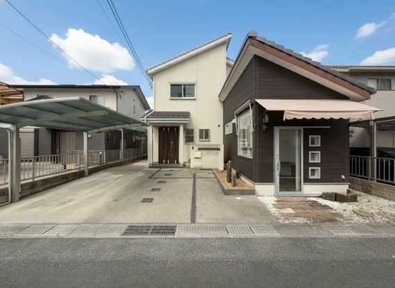 4LDK Detached House for Sale in Yasu City, Shiga - Thumbnail 2