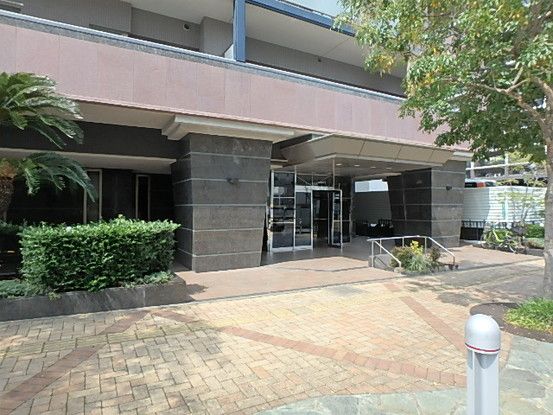3LDK Apartment for Sale in Fukuoka Nishi-ku near Meinohama Station - Thumbnail 2