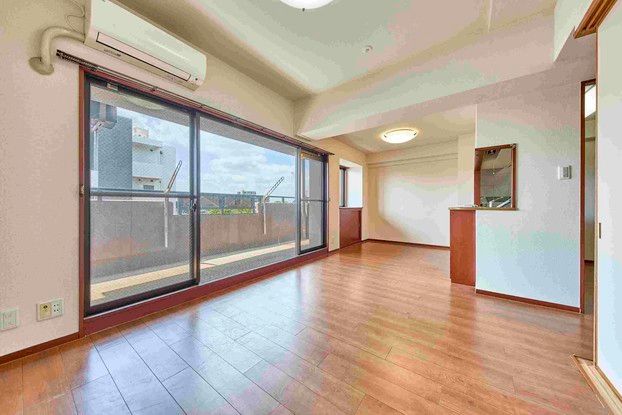 3LDK Apartment for Sale in Nagoya, Mizuho Ward - 73.45m² - Thumbnail 2