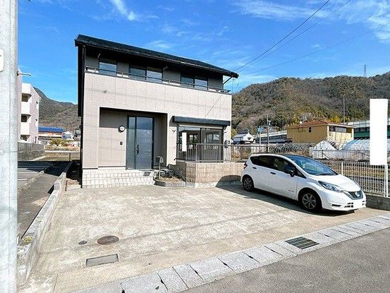 4SLDK House for Sale in Gifu City, Gifu Prefecture - Thumbnail 2