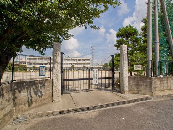 4LDK Detached House for Sale in Ageo, Saitama - 95.64 sqm - Thumbnail 2