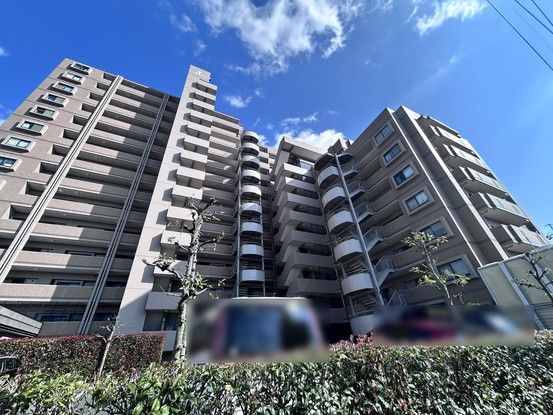 Sun House Nagakute 3LDK Apartment for Sale in Aichi - Thumbnail 2