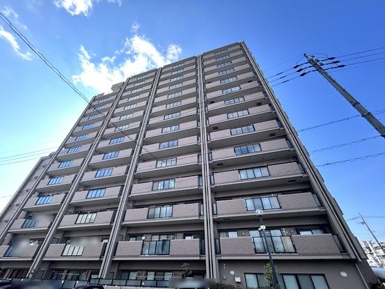 Sun House Nagakute 3LDK Apartment for Sale in Aichi - Thumbnail 3