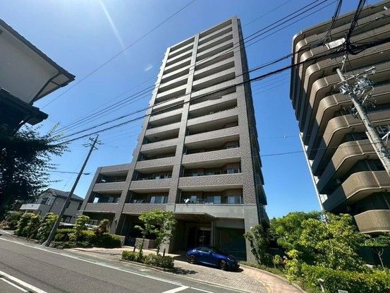 3LDK Renovated Apartment in Ichinomiya, Aichi Near Station - Thumbnail 2