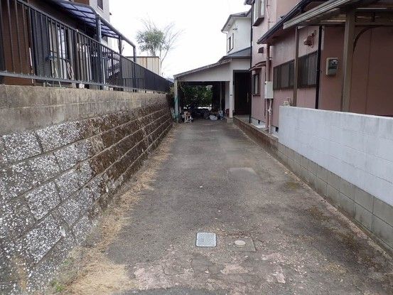 Renovated 4DK House in Kagoshima with Sakurajima View - Thumbnail 3