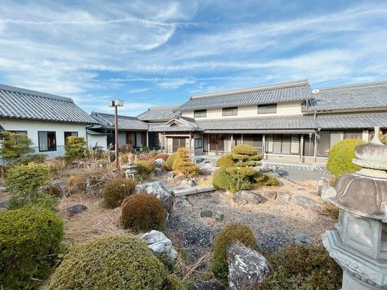 13SLDK Traditional Japanese House with Garden in Koka City, Shiga - Thumbnail 2