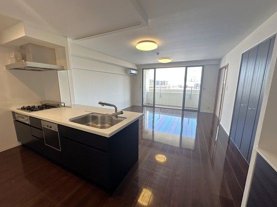 3LDK Apartment for Sale in Nagasaki City, Nagasaki - Thumbnail 3