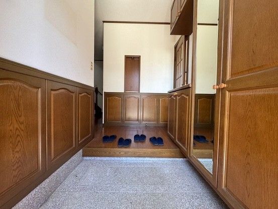 5LDK House for Sale in Higashihiroshima near Nishi-Takaya Station - Thumbnail 2