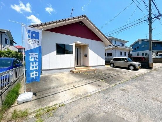 3LDK One-Story House for Sale in Omura, Nagasaki - Thumbnail 2