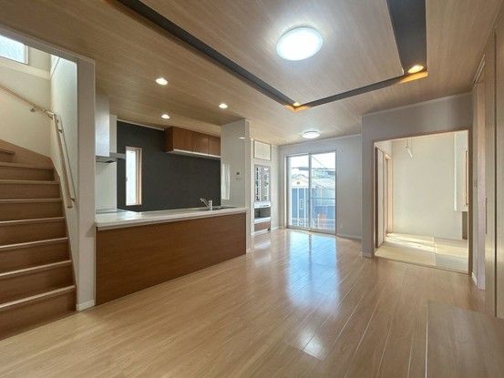 Renovated 4LDK House in Tarumi-ku, Kobe with Parking - Thumbnail 2