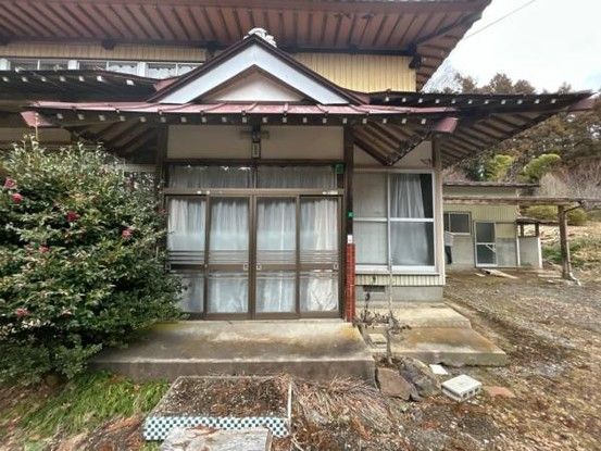 1915 Wooden House with Outbuildings for Sale in Wakuya, Miyagi - Thumbnail 4