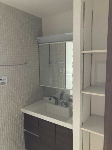 3LDK Apartment for Sale in Tsuchiura, Ibaraki - 71 sqm - Thumbnail 3