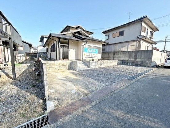 Renovated 4LDK House in Higashiomi, Shiga - 98.54 sqm - Thumbnail 2