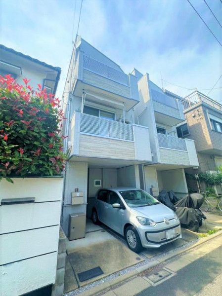 2SLDK House for Sale in Katsushika, Tokyo Near Aoto Station - Thumbnail 2