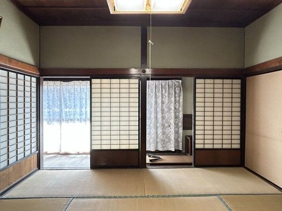 10DK Traditional House in Saijo, Ehime - 188m² - Thumbnail 3