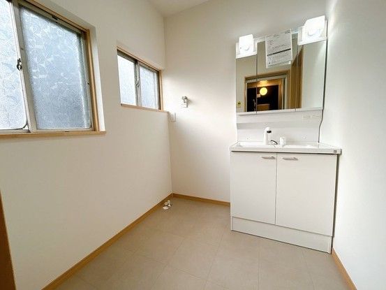 Renovated 4LDK House for Sale in Fukui City, Fukui - Thumbnail 4