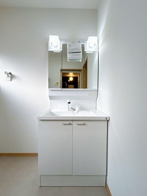 Renovated 4LDK House for Sale in Fukui City, Fukui - Thumbnail 2