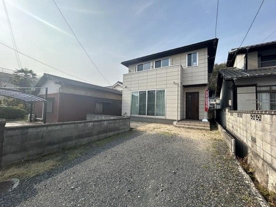 4LDK House in Kurashiki, Okayama - 121.56 sqm - Image 1