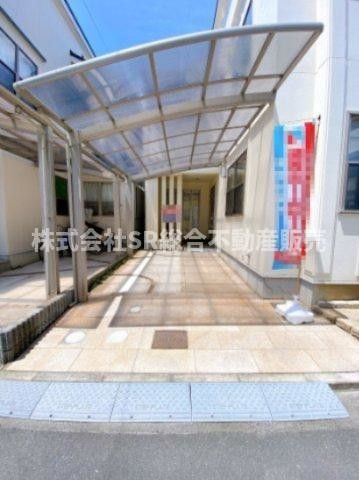 4LDK House for Sale in Higashiosaka, Osaka - 98.09 sqm - Thumbnail 3