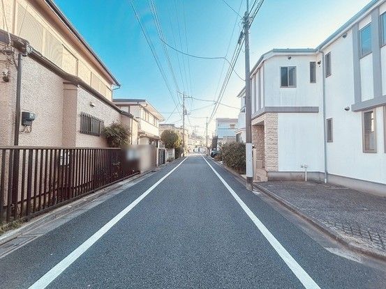 Modern 4LDK House for Sale in Suginami, Tokyo - Thumbnail 4