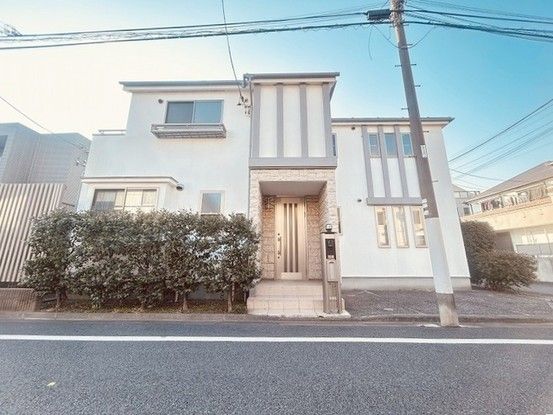 Modern 4LDK House for Sale in Suginami, Tokyo - Thumbnail 3
