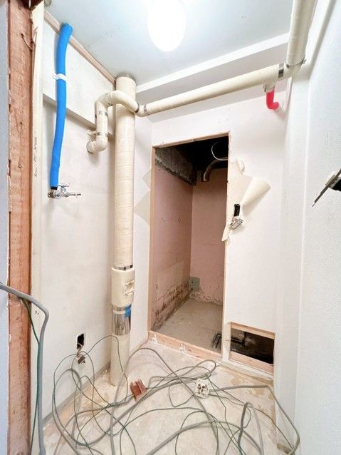 2LDK Renovated Apartment near Makomanai Station, Sapporo - Thumbnail 4