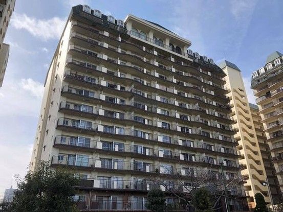 Lake Biwa Urban Resort 1LDK Apartment for Sale in Moriyama - Thumbnail 3