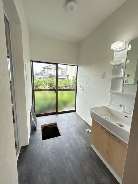 Renovated 3LDK Detached House in Isa City, Kagoshima - Thumbnail 4